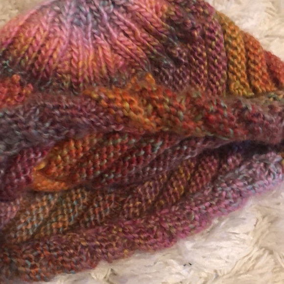 Missoni style knit Winter Hat - Picture 2 of 2